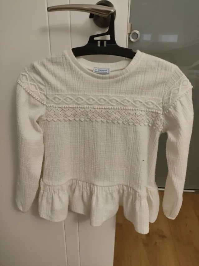 Blusa blanca de Mayoral de  niña 8 años