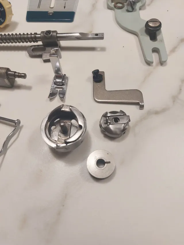 Maquina de coser Alfa Alfamatic 109