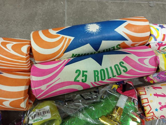 Lote Cotillón Nochevieja: 16 Bolsas + Serpentinas