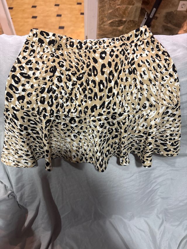 Falda estampada leopardo