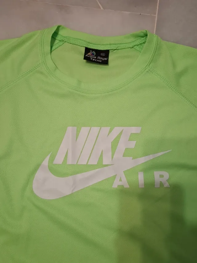 Camiseta Nike Air Verde
