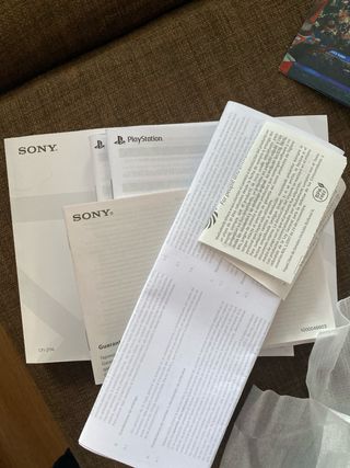 Sony Ps5 Blanca con garantía / 1 mando y fifa