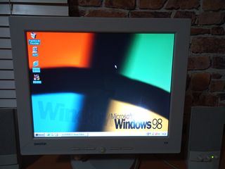 PC Torre Beige Retro