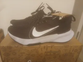 Zapatillas Nike Negras y Blancas