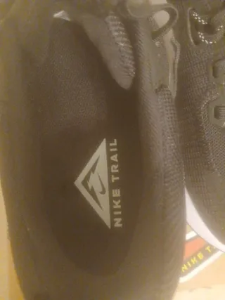 Zapatillas Nike Negras y Blancas