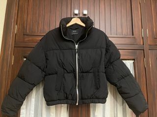 Chaqueta acolchada negra adolescente