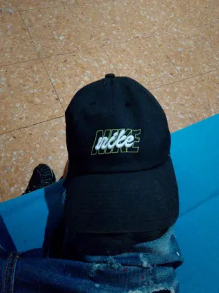 Gorra Nike Negra