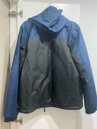 Chaqueta de hombre impermeable