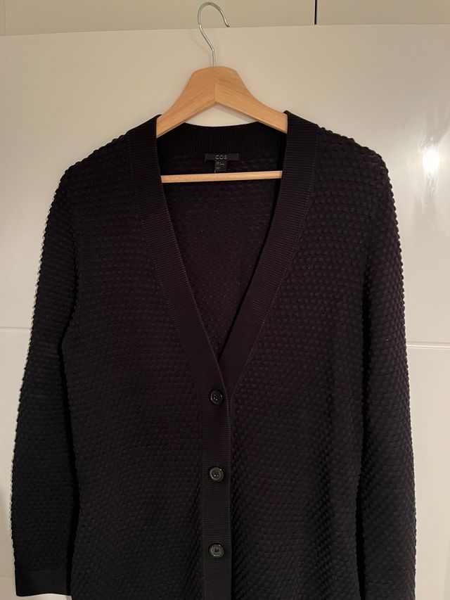 Chaqueta / Cárdigan COS azul marino texturizada