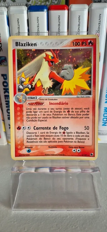 Pokémon Blaziken Holo 100 PS PT-BR