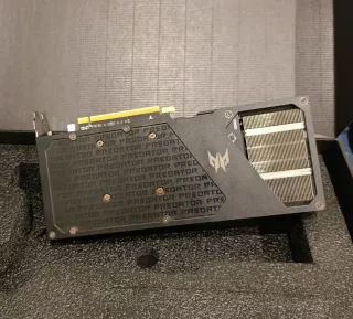 Acer Predator RX 7600 OC 8GB