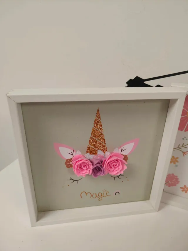 Pack 3 Cuadros Florales y 3 Figuras Decorativas