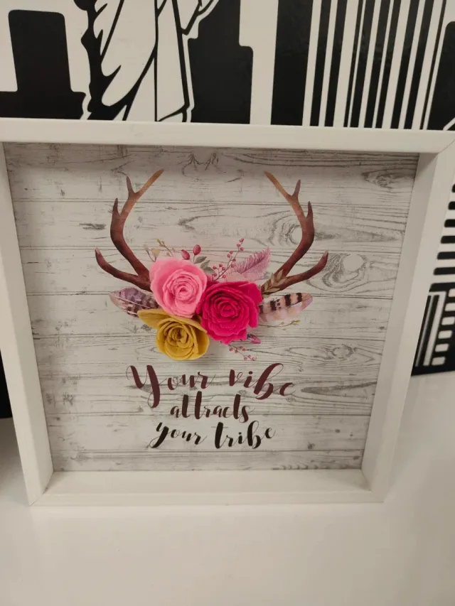 Pack 3 Cuadros Florales y 3 Figuras Decorativas