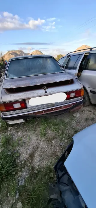 Despiece BMW E23