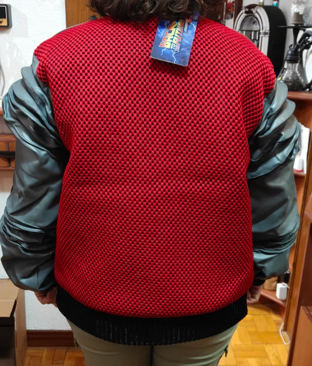 Regreso al Futuro 2
Chaqueta Réplica Marty McFly