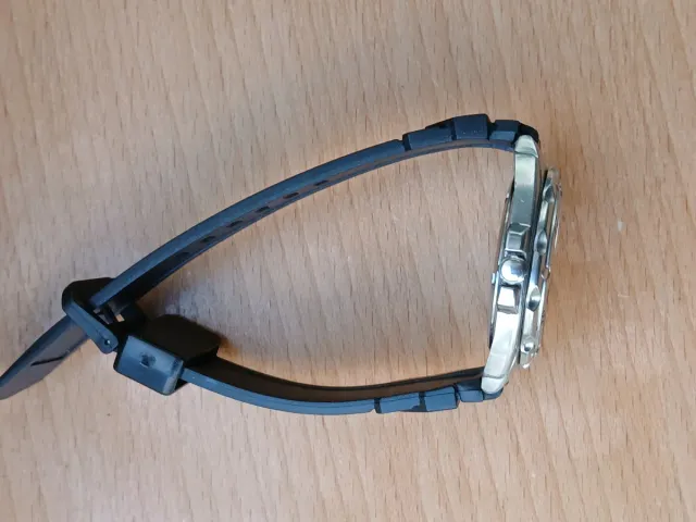 Reloj Citizen Cuarzo Diver Vintage WR 100