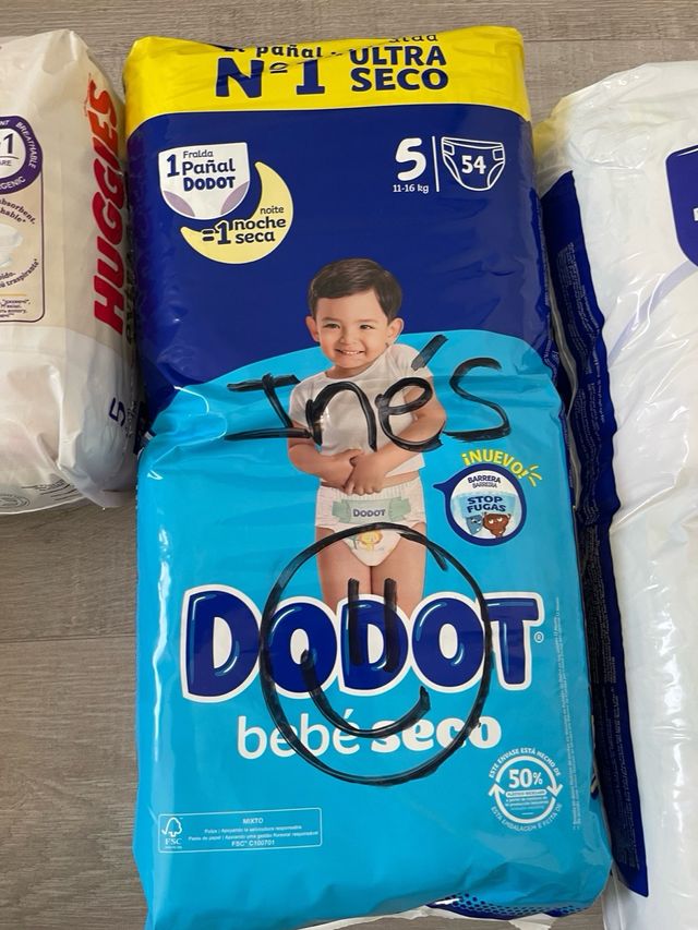 Lote 198 pañales Dodot + Dodot Pants + Huggies