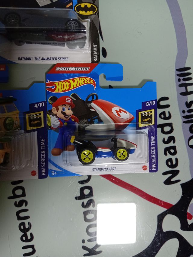 Lote 3 Hot Wheels: Batman, Tortugas, Mario Kart