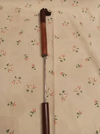 Antico bastone africano animato