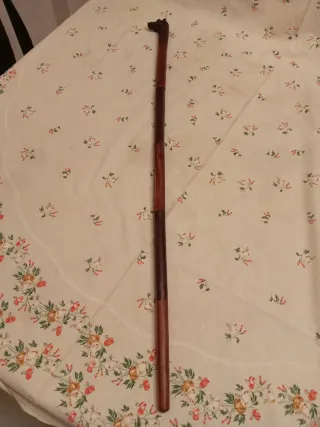 Antico bastone africano animato