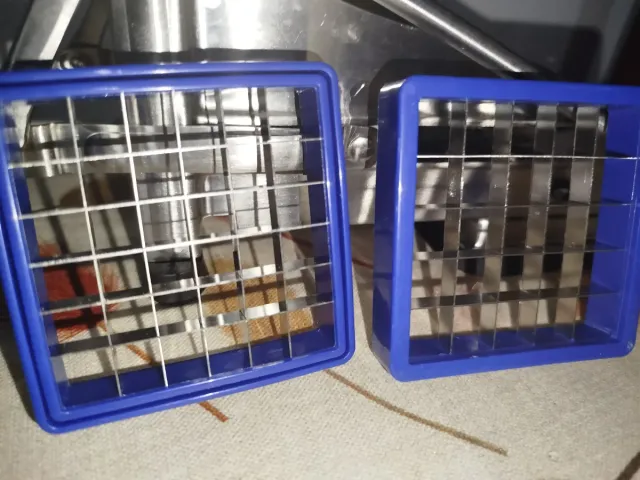 Cortador de Patatas Metal y Plástico