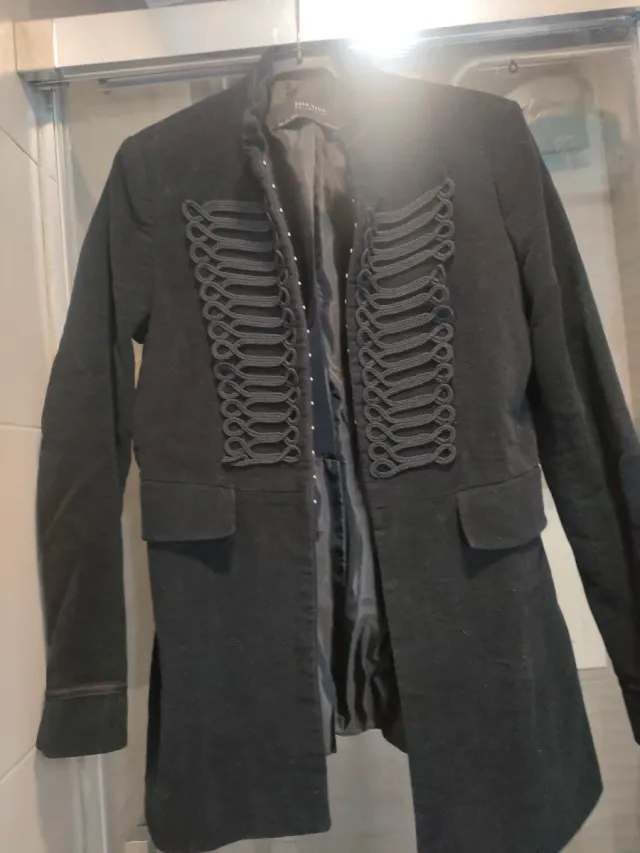 Chaqueta Zara militar negra talla S