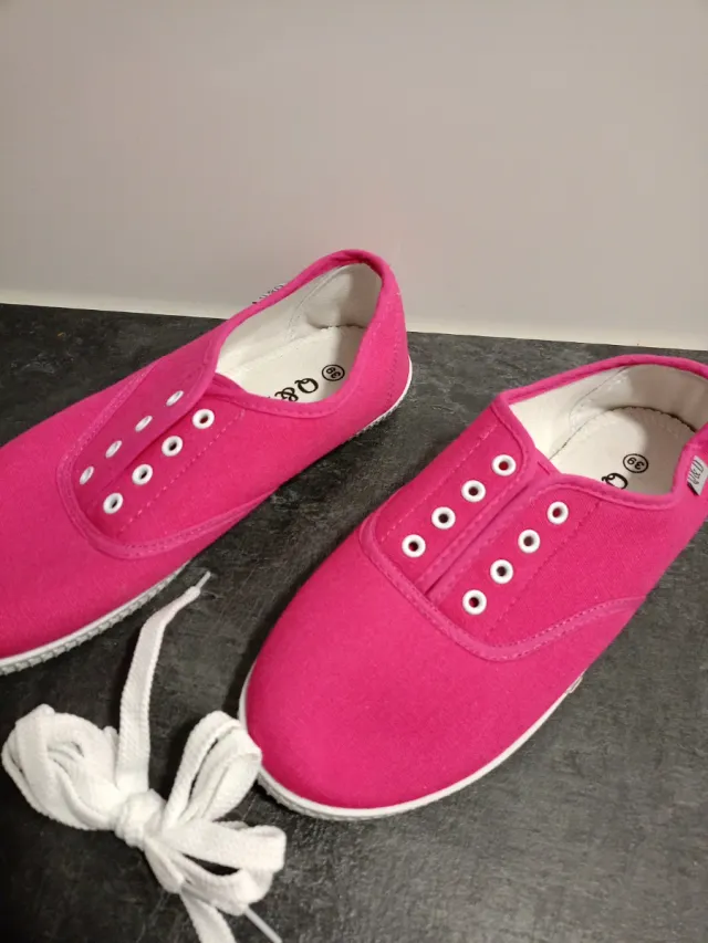Zapatillas playeras rosas sin estrenar Talla 38