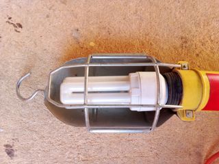 Lampada da officina portatile gialla