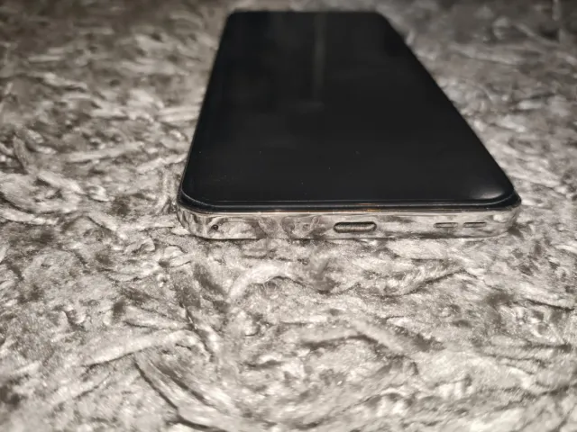 Oppo Reno 12 5G , 12 Ram