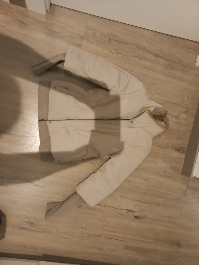 Chaqueta de invierno beige