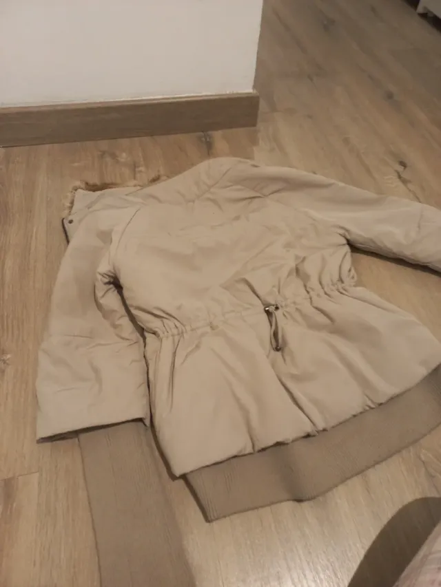 Chaqueta de invierno beige