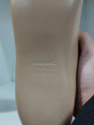 Prótesis pierna derecha Ottobock