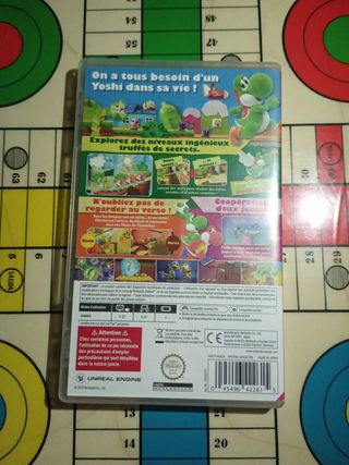 Nintendo Switch Yoshi's Crafted World