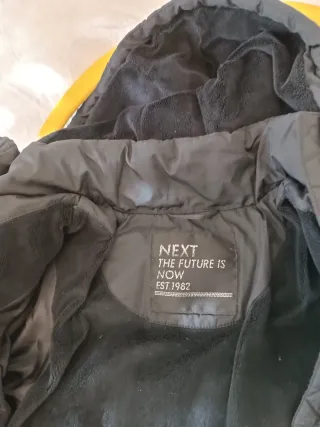 Anorak larga  capucha negra