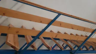 Escalera madera maciza y hierro