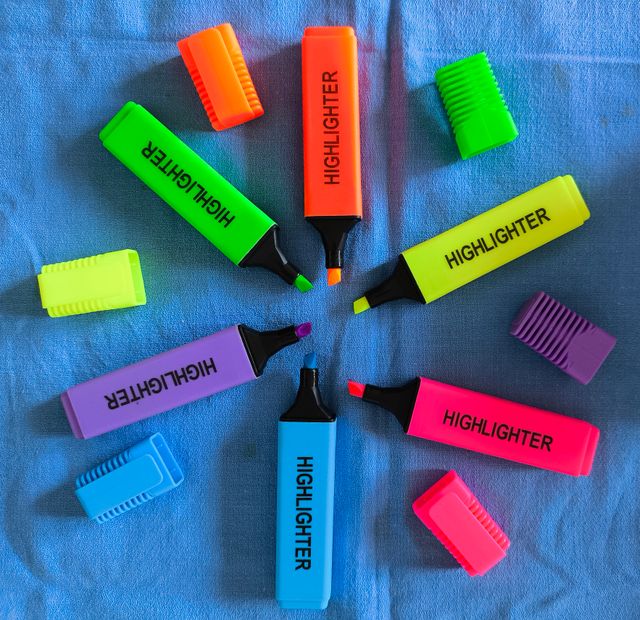 24 Subrayadores Fluorescentes 6 Colores