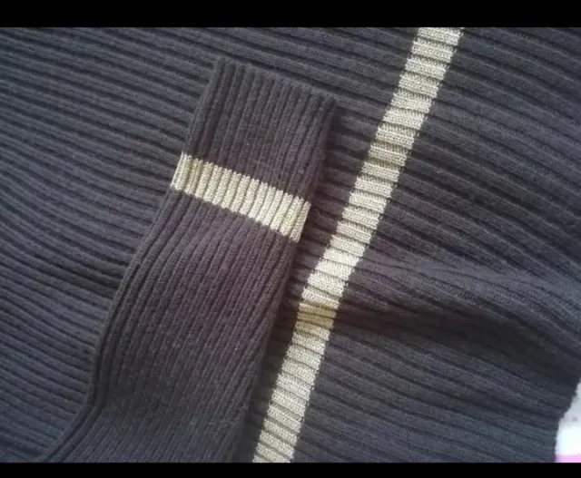 Jersey Yera canalé marrón y dorado