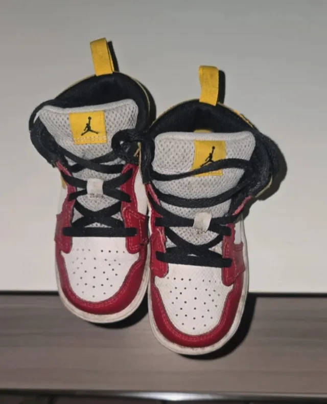 Nike Jordan 1 Mid SE Scarpa Bambino