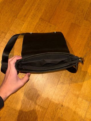 Bandolera Louis Vuitton Negra