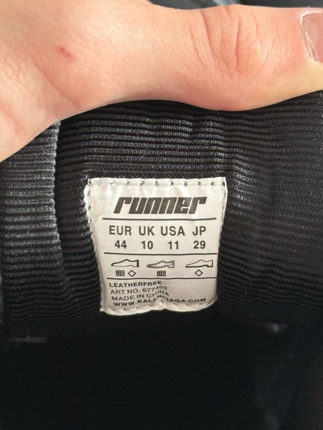 Balenciaga Runner Talla 44 Negro/Gris