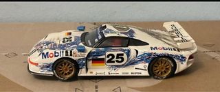 Scalextric Porsche 911 GT1