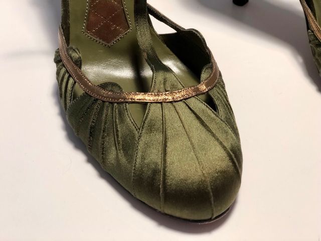 Zapatos de fiesta Magrit T38 verde y oro