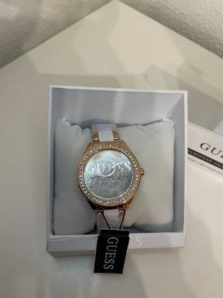 Reloj Guess Oro Rosa con Cristales