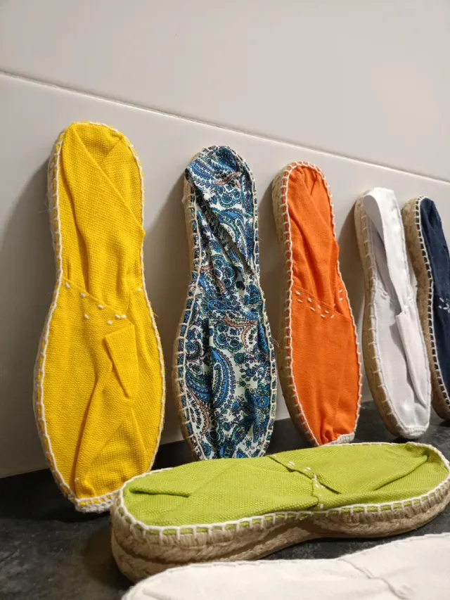 Alpargatas sin estrenar - Variedad de colores