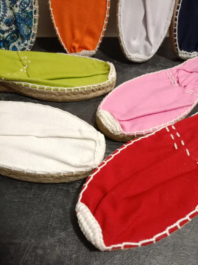 Alpargatas sin estrenar - Variedad de colores