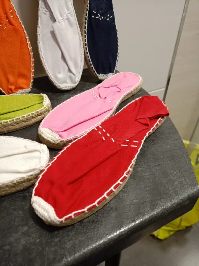 Alpargatas sin estrenar - Variedad de colores