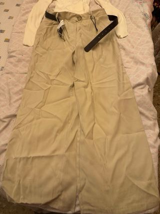 Conjunto suéter y pantalón beige S