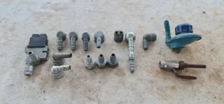 Conectores y codos para manguera de gas