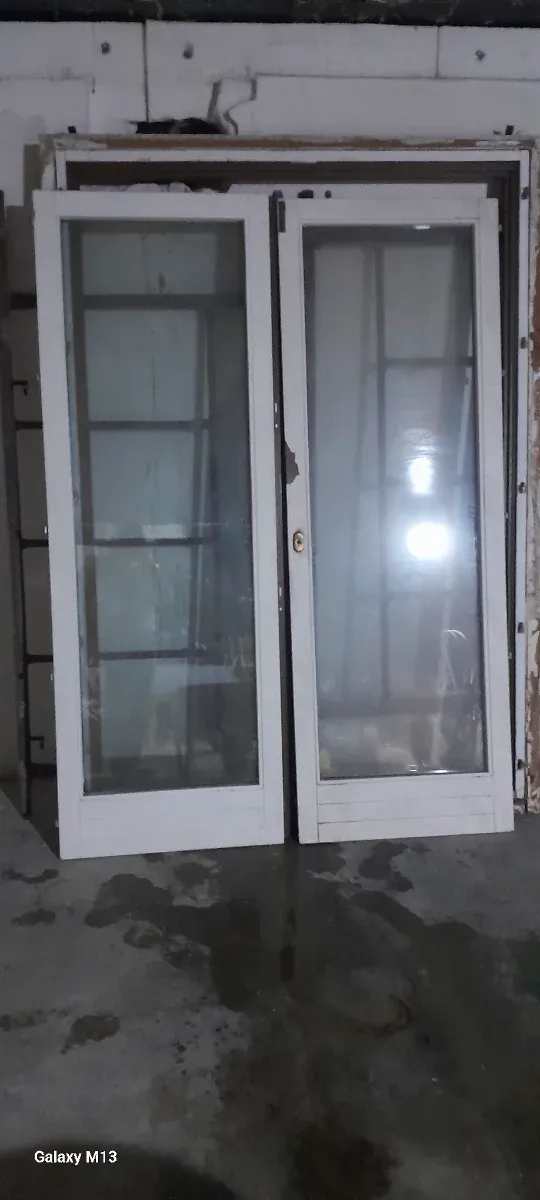 Puerta balconera de roble