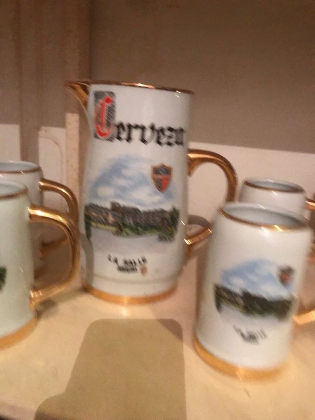 Juego Jarra y Tazas Cerveza La Salle